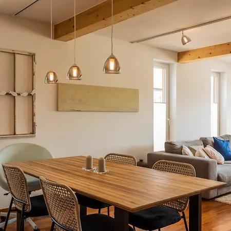 Seeapartment Da Leopoldo I * Velden am Woerthersee